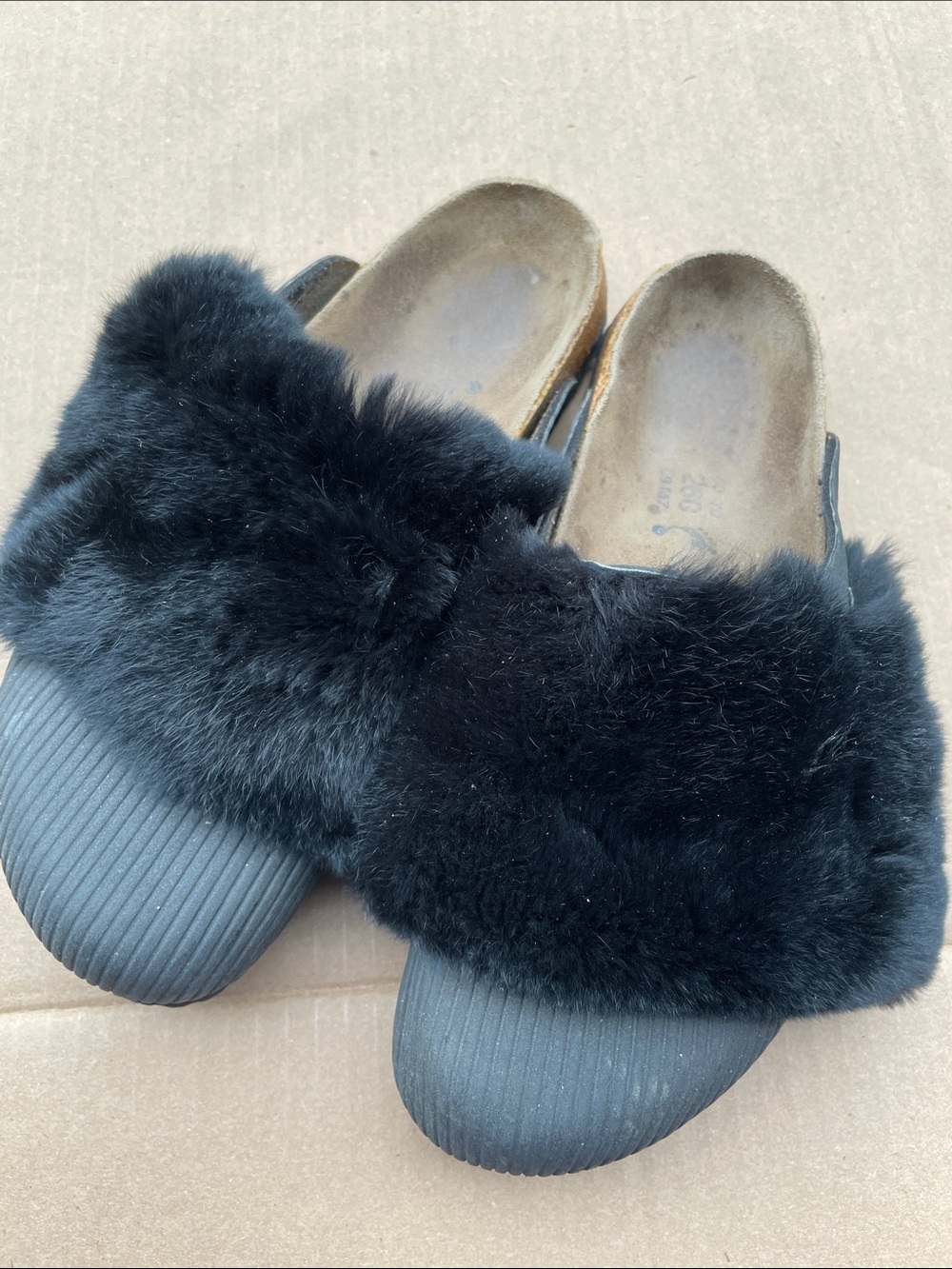 Beautiful Birkenstock Black Faux Fur Slide Mules